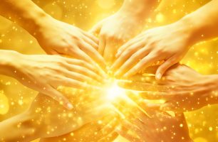 一起同行　引路的推手